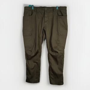 Under Armour UA Tactical Pants - Men's 42x32 - Green Ripstop Flex Storm Travel